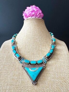 Vintage Style Handcrafted Statement Silver Necklace Inlay Crushed Stones 120gram